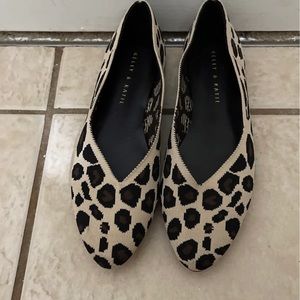 Kelly&Katie Leopard print flats.